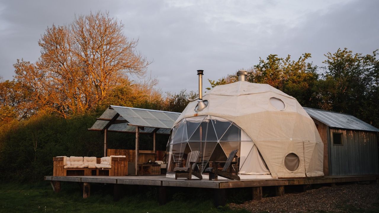 permessi cupole geodetiche per glamping